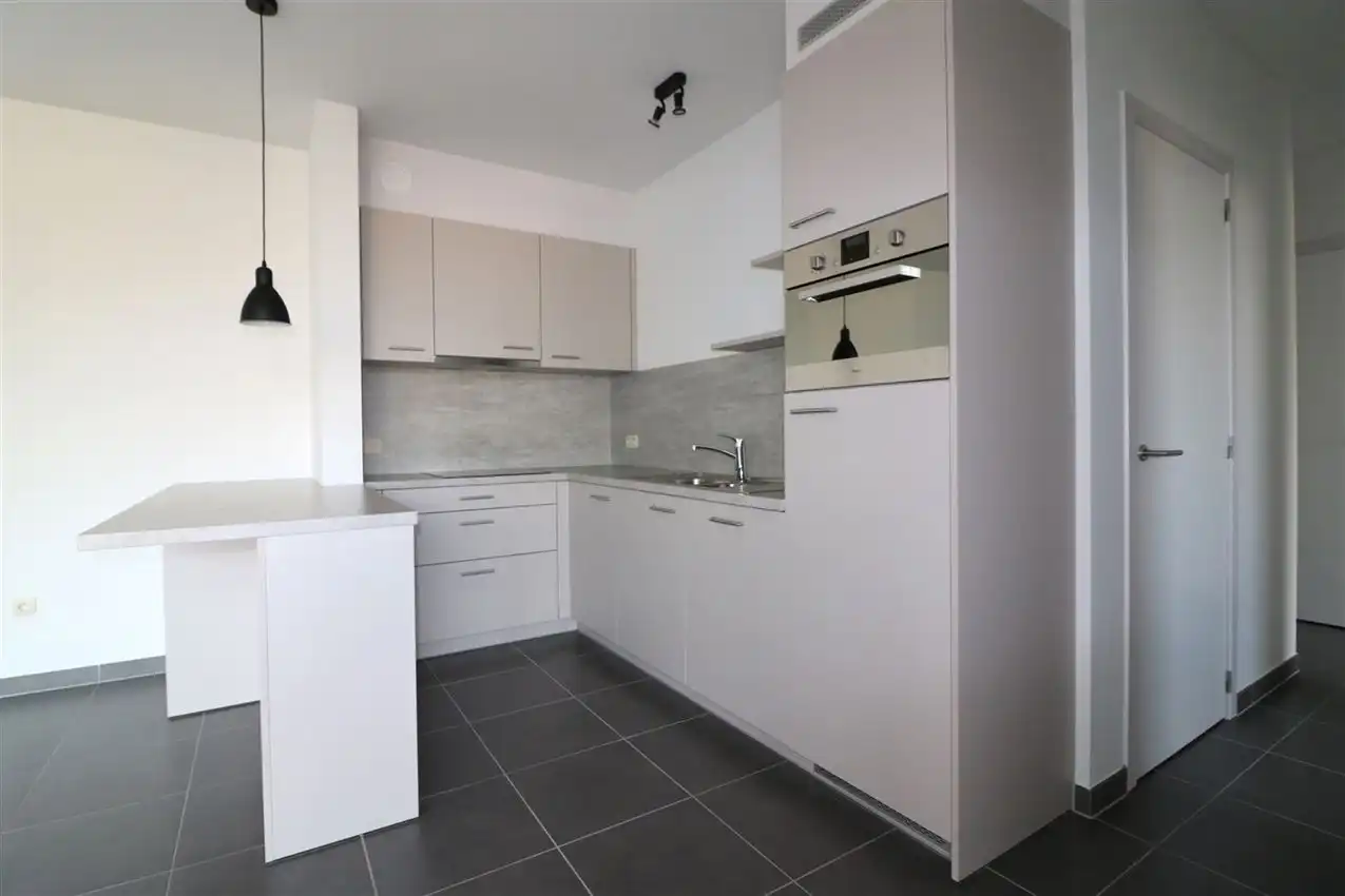  lift, 2 slpk., terras, autostaanplaats, volle centrum foto 9