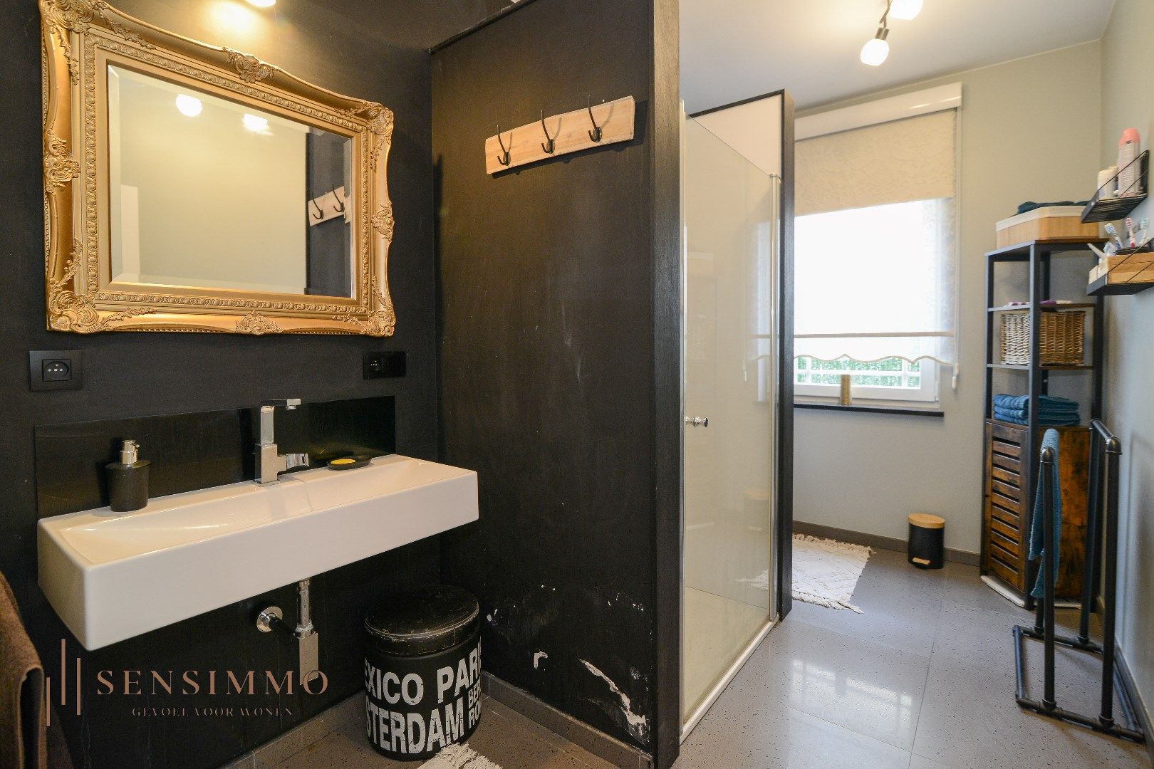 Ruime woning van 383m² bewoonbare oppervlakte met 6 slaapkamers – ideaal voor bedrijven en huisvesting van werknemers. foto 13