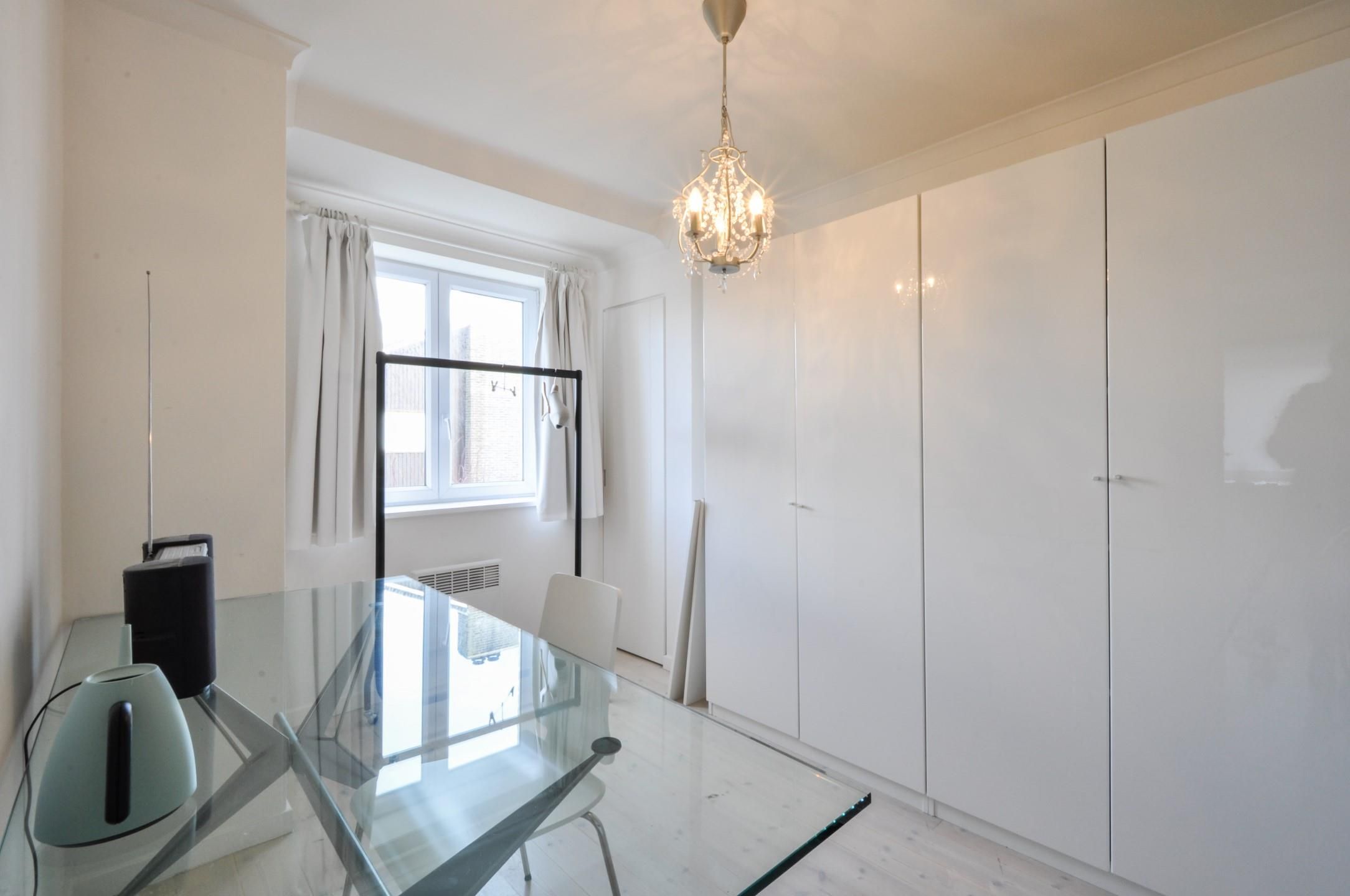 Charmante koppelvilla, gelegen op de Zoutelaan... foto 12