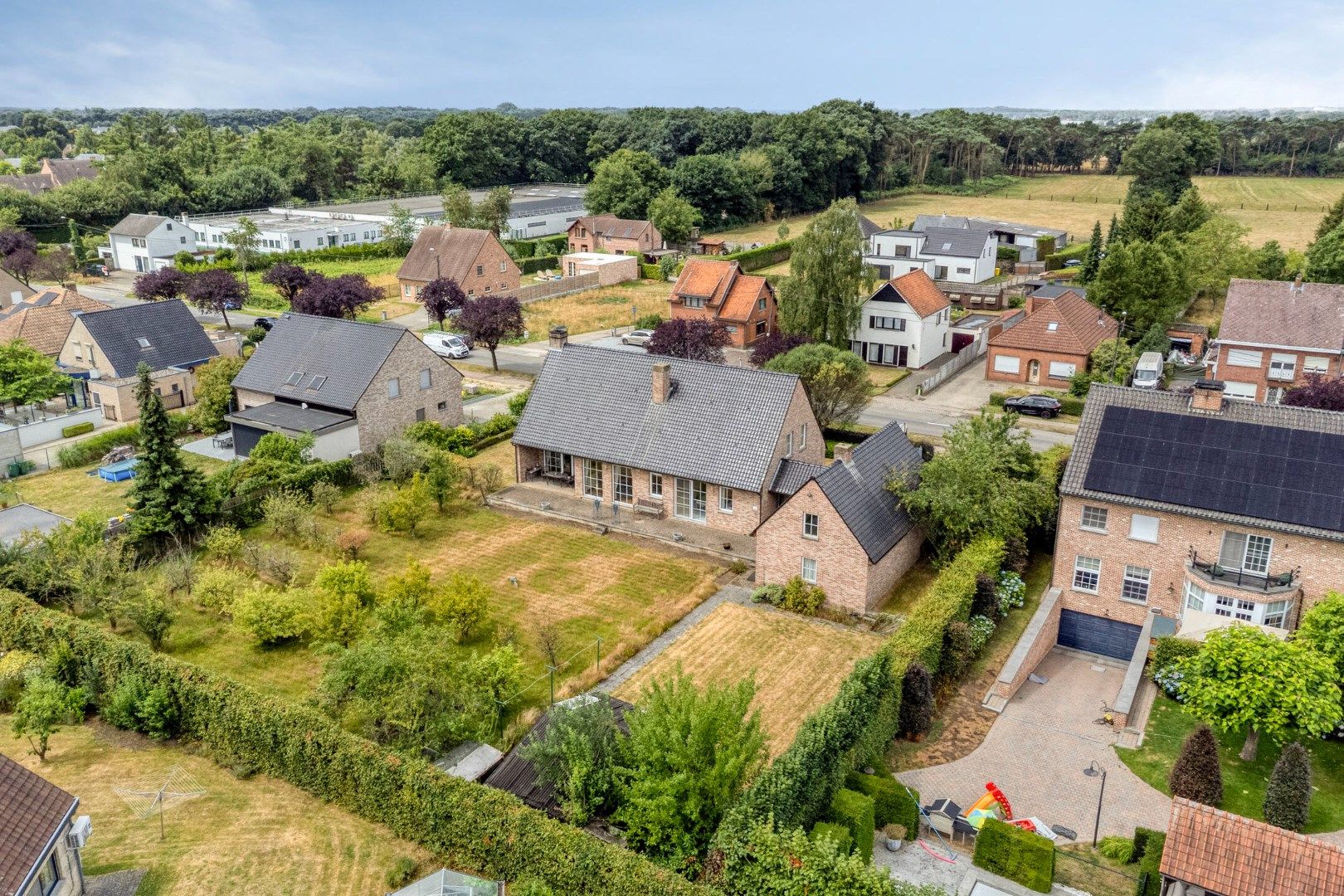 Ruime woning met 3 slaapkamers op een perceel van 1.880 m² te Olen-Centrum ! foto 35