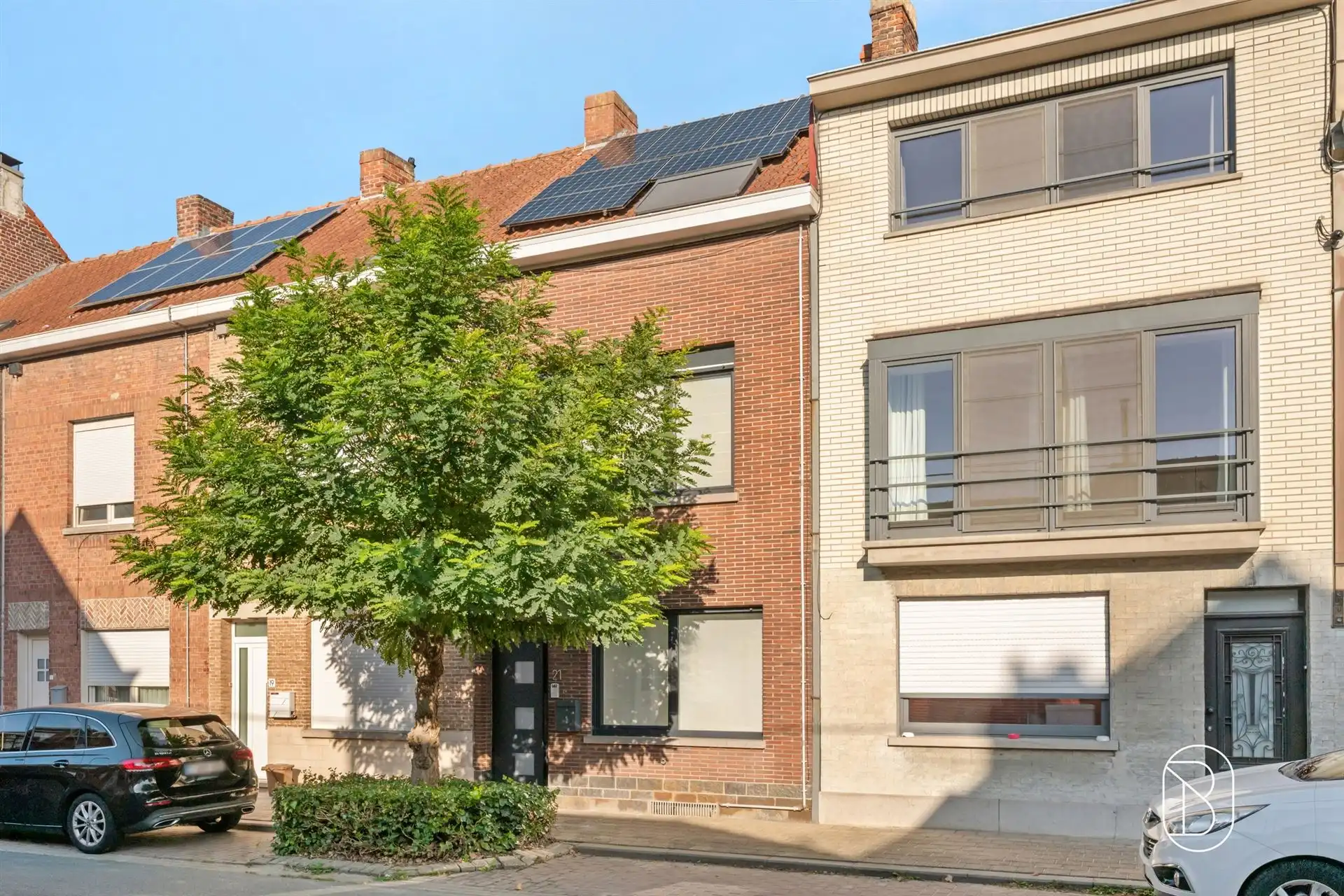Instapklare woning met 3 slaapkamers en tuin in Kortrijk foto 2
