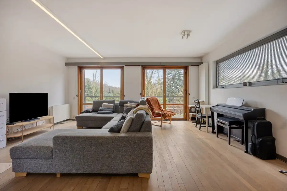 Ruime gerenoveerde villa met 5 slaapkamers en 2 badkamers, tuin en garage in Kessel-Lo, EPC-waarde 285 kWh/m²  foto 5