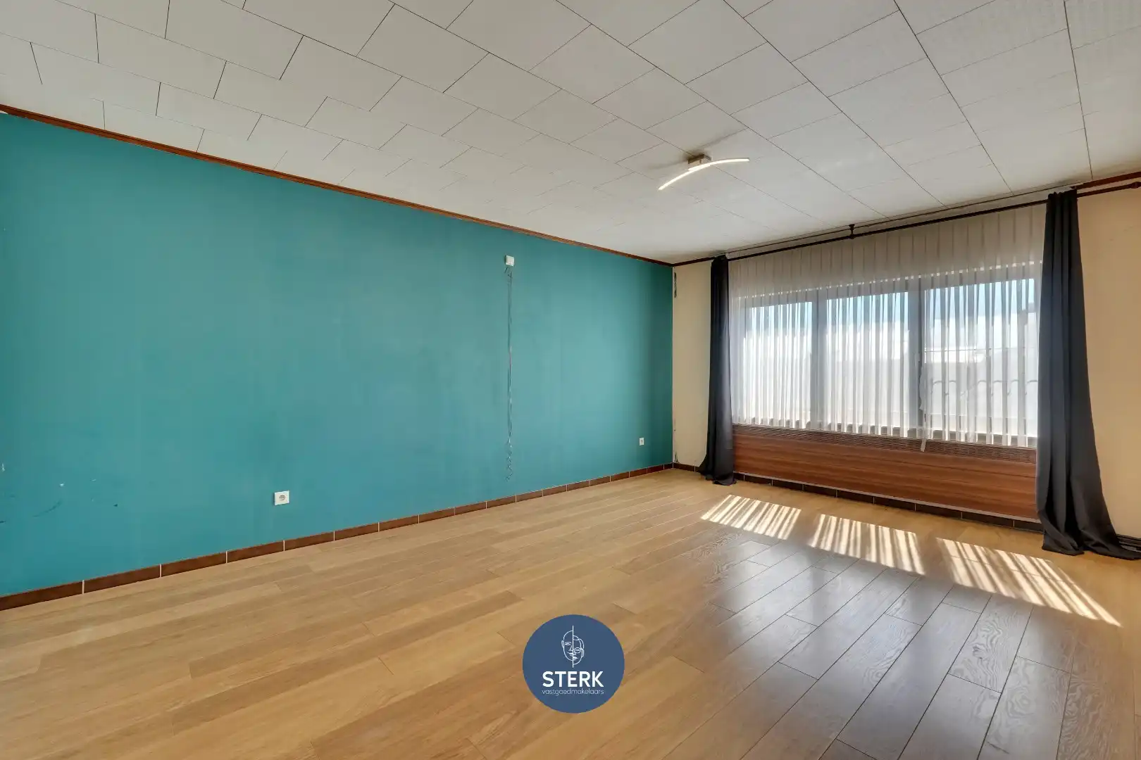 OP TE KNAPPEN GEZINSWONING (206 M²) MET VEEL POTENTIEEL TE LANAKEN !  foto 12