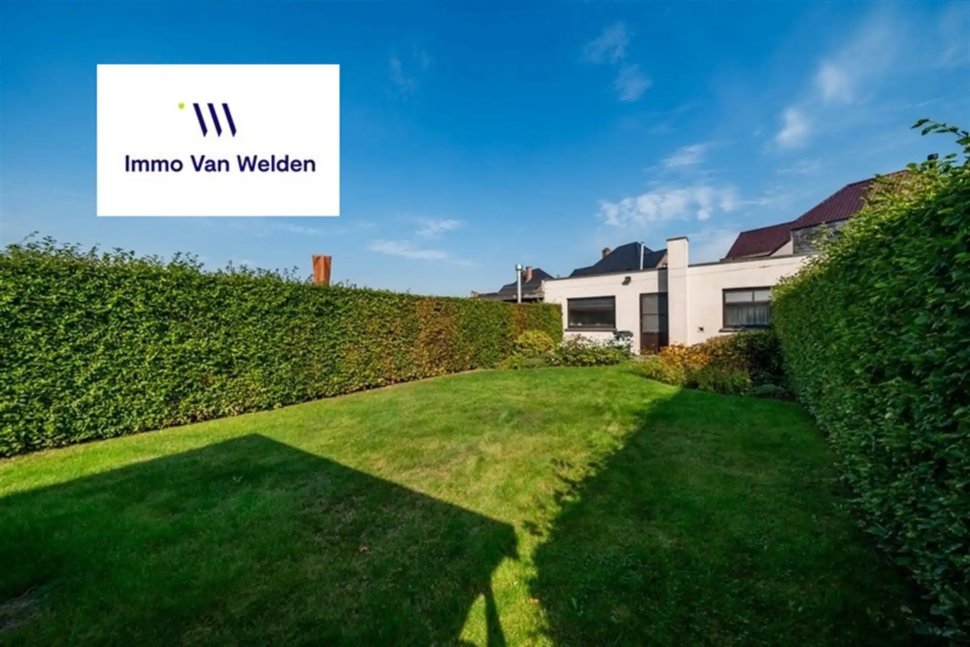 Te moderniseren halfopen woning met tuin en garage op 629 m² in Ouwegem. foto 15