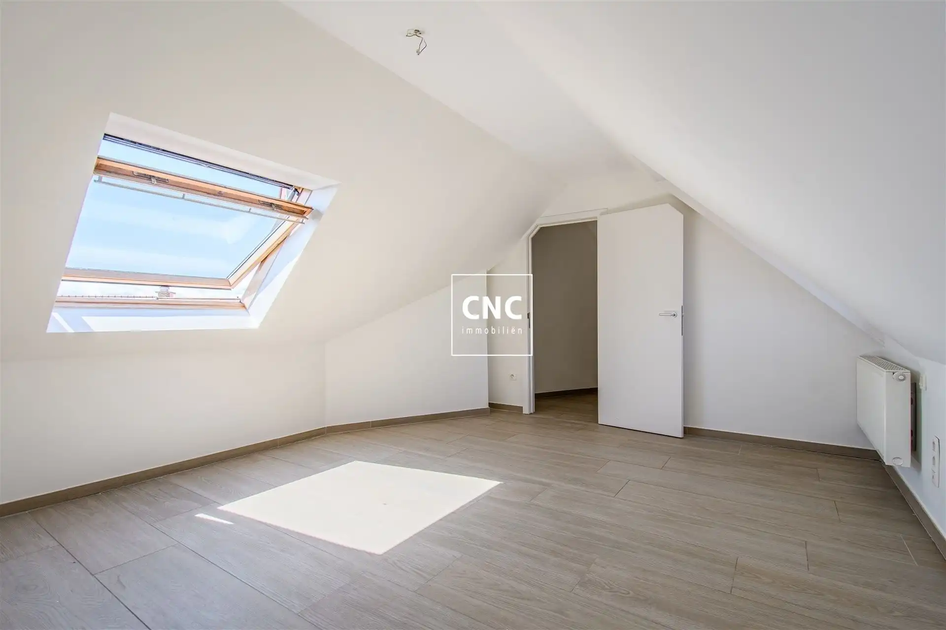 Lichtrijk en prachtig afgewerkt duplex-appartement - Heist foto 12