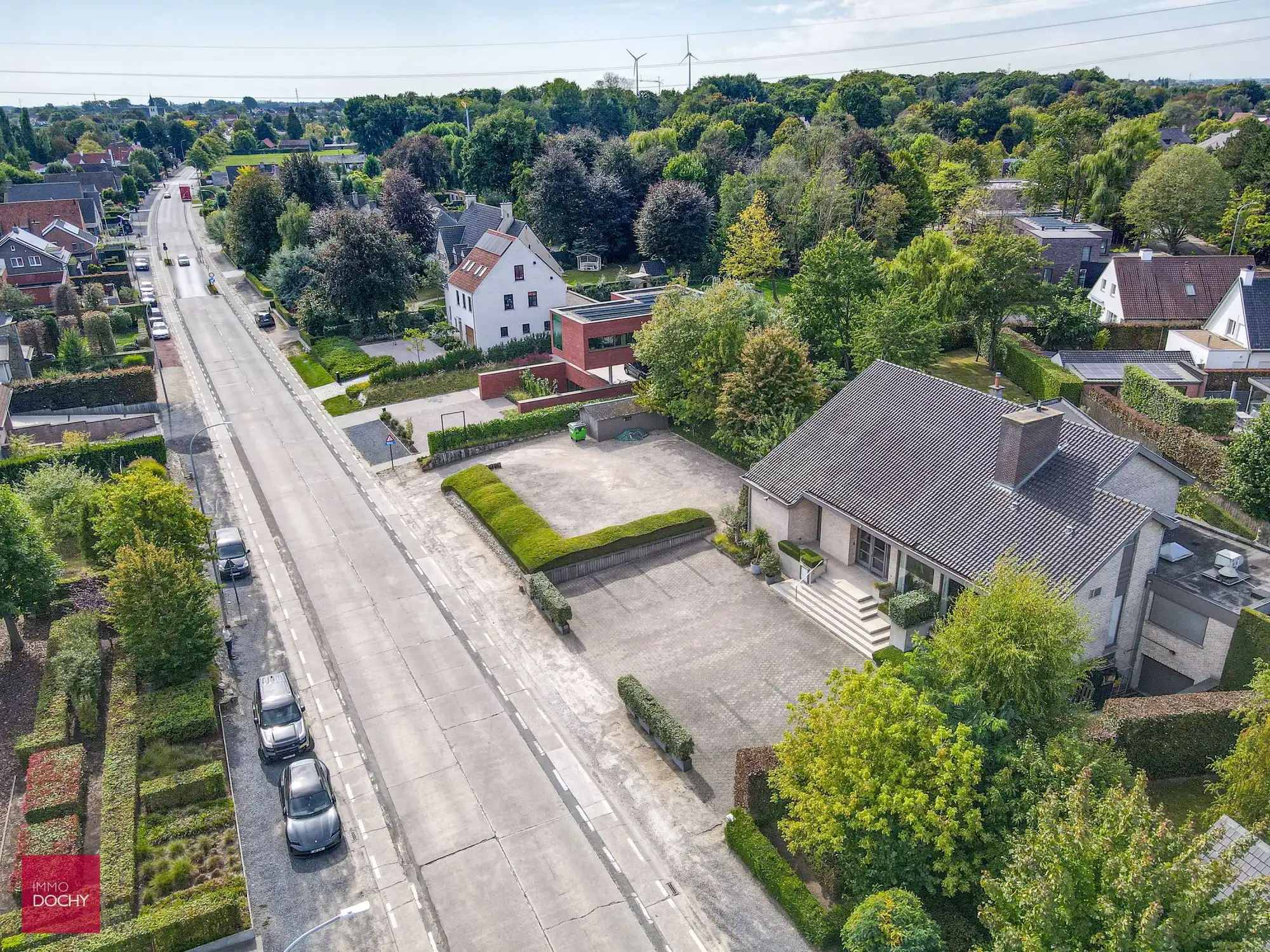Commercieel gelegen handelspand / bureelgebouw /horecazaak te Izegem foto 2
