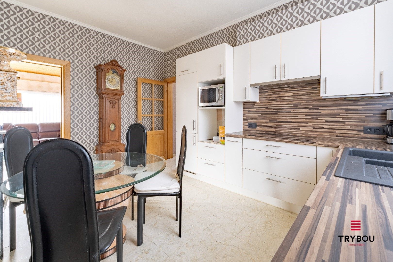 🏡 Ruime woning met potentieel op groot perceel in het centrum van Langemark foto 10