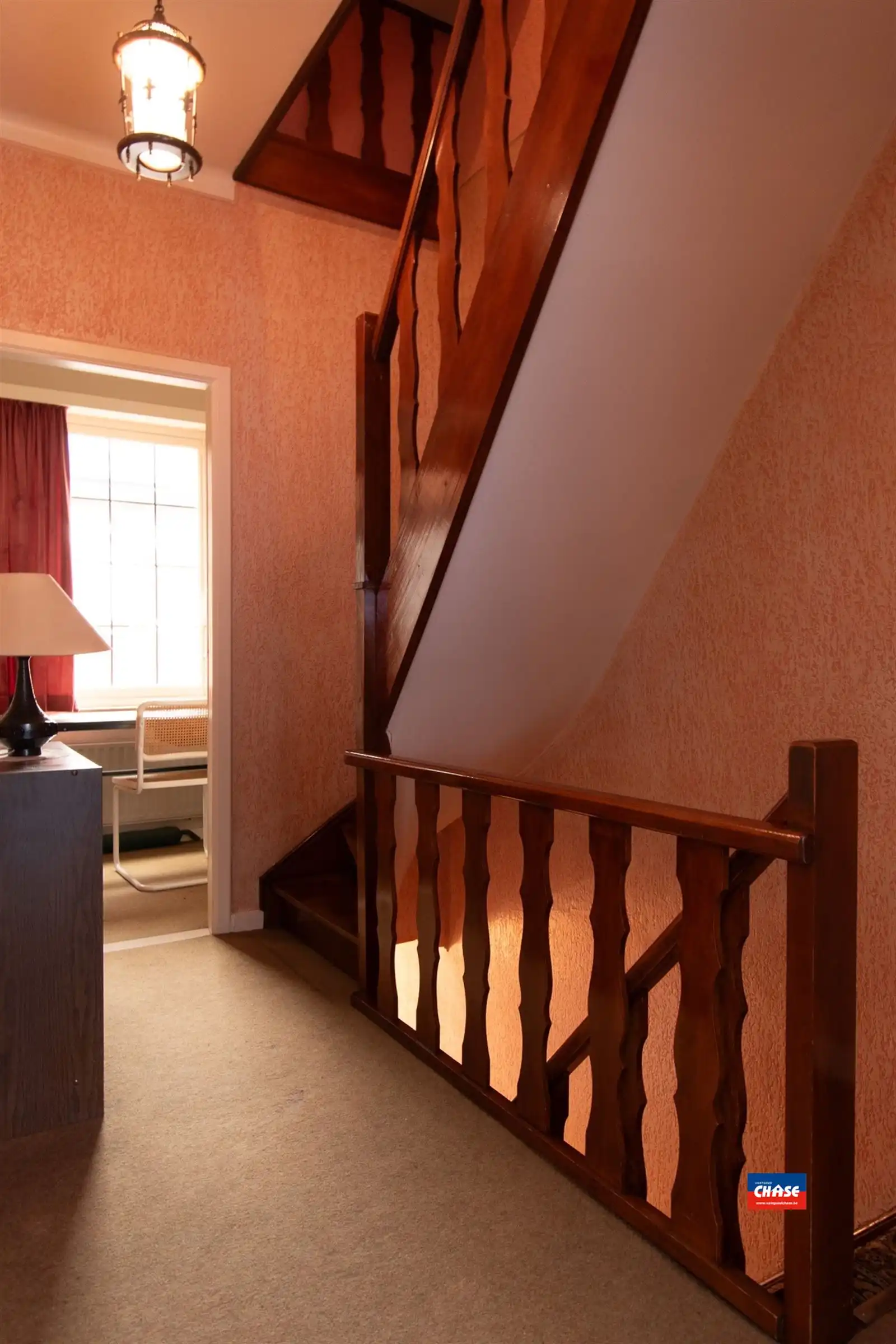 Charmante (op te frissen) rijwoning met 3 à 4 slaapkamers en prachtige tuin foto 25