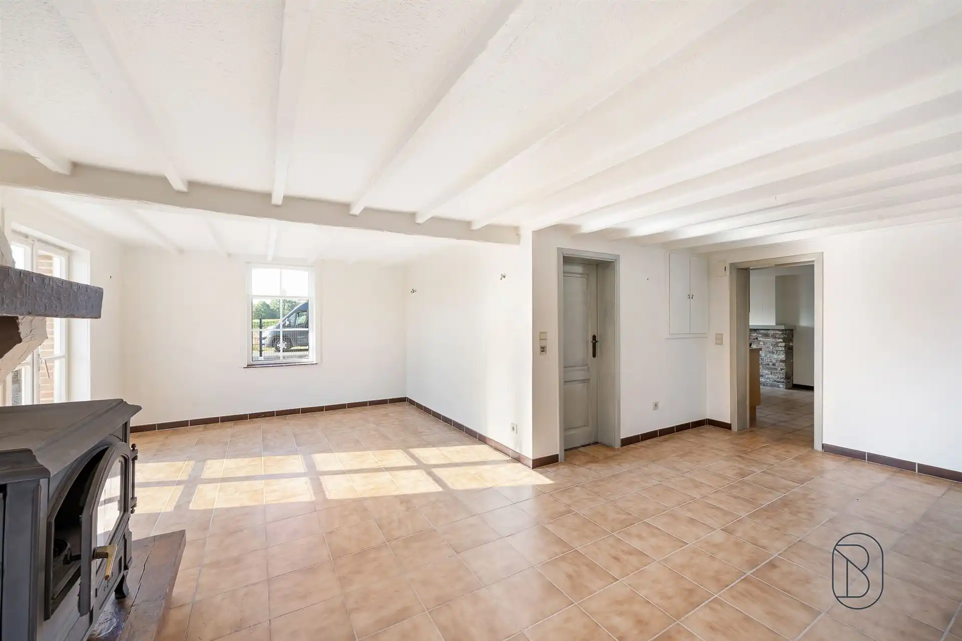 Fermette met paardenstalling en weide te Anzegem op 9.959m² foto 9