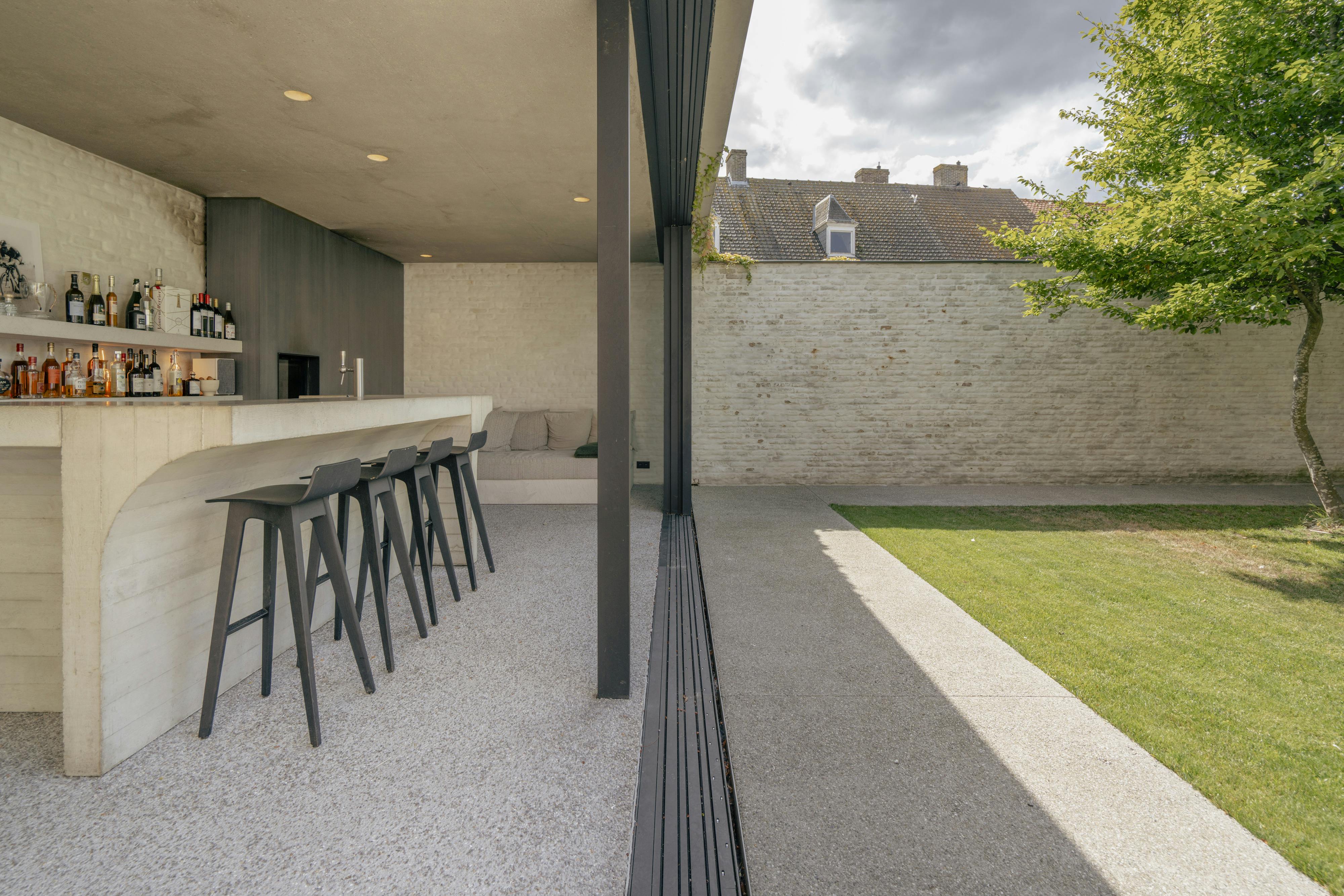 Luxueuze herenwoning met 5 slaapkamers en zwembad. foto 22