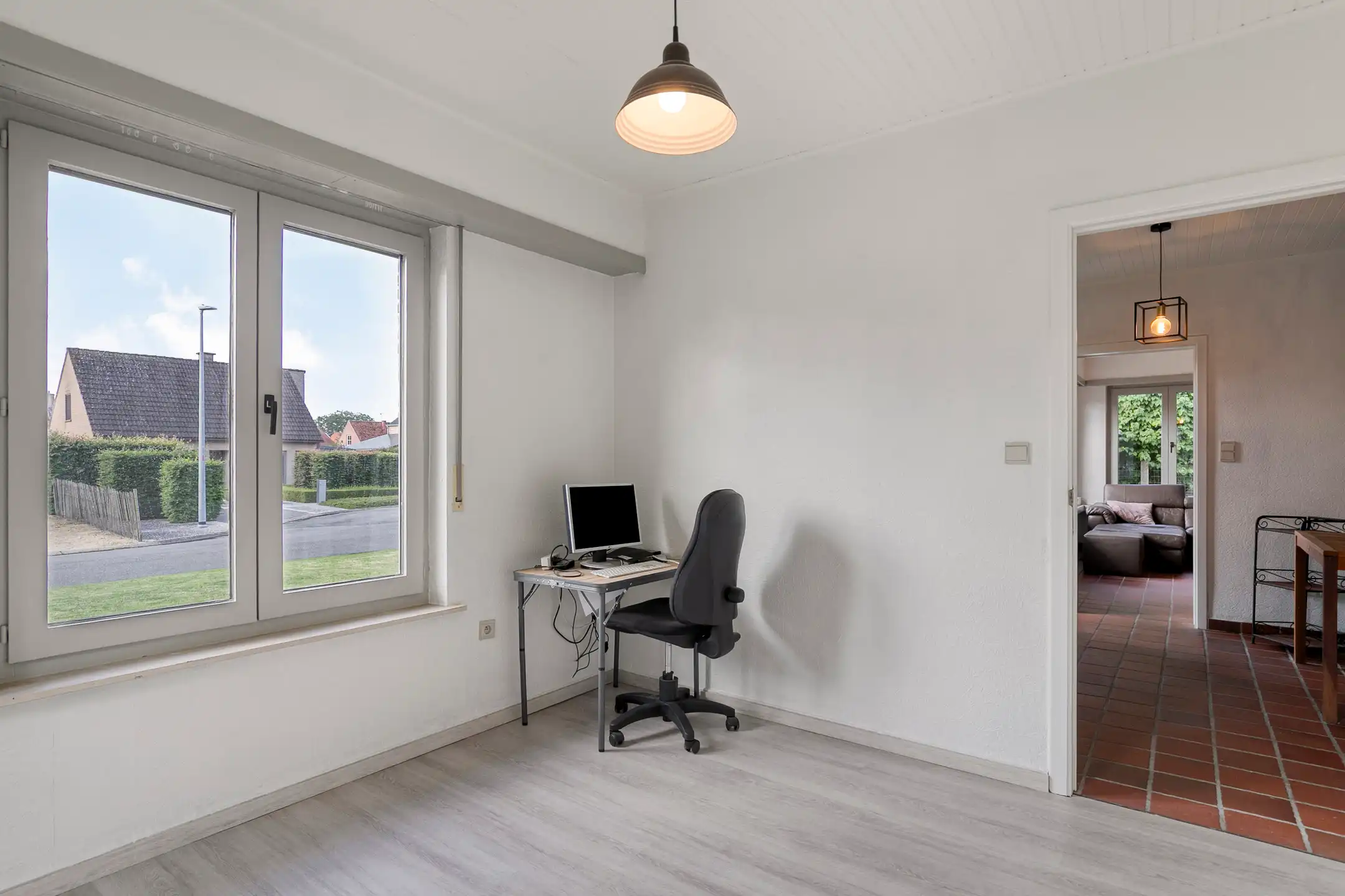 Verzorgd en vrijstaand villaatje met 3 slpks op zonnig perceel van 720m² foto 15