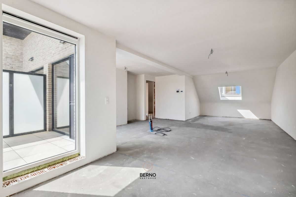 Ruim nieuwbouwappartement (6% BTW) met zonnig terras foto 4