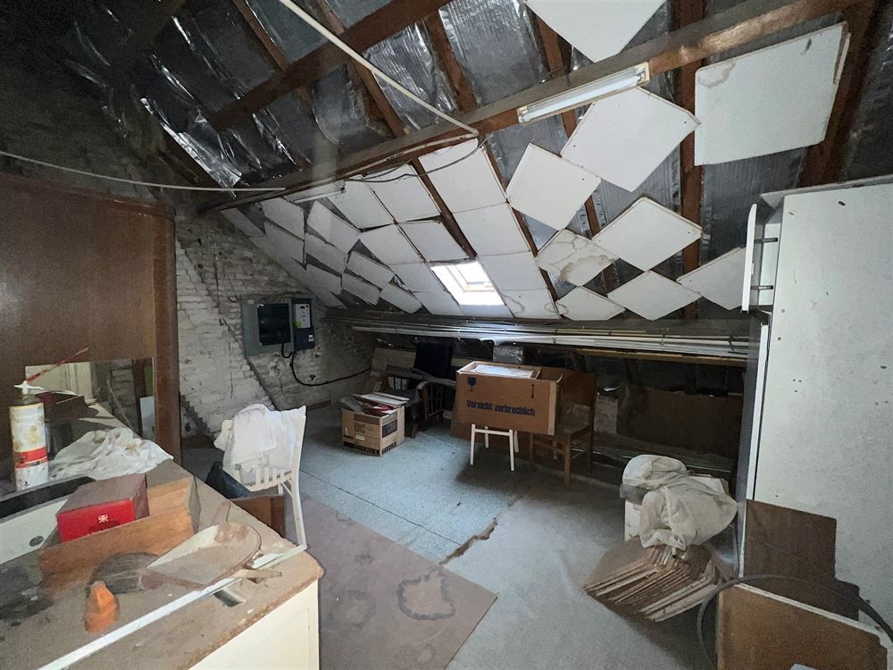 Te renoveren woning foto 14