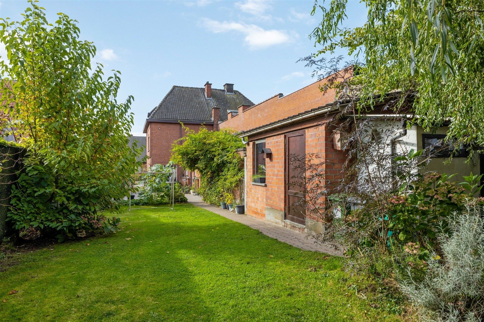 Instapklare gezinswoning met 3 comfortabele slaapkamers en aangename tuin (506m²) foto 23