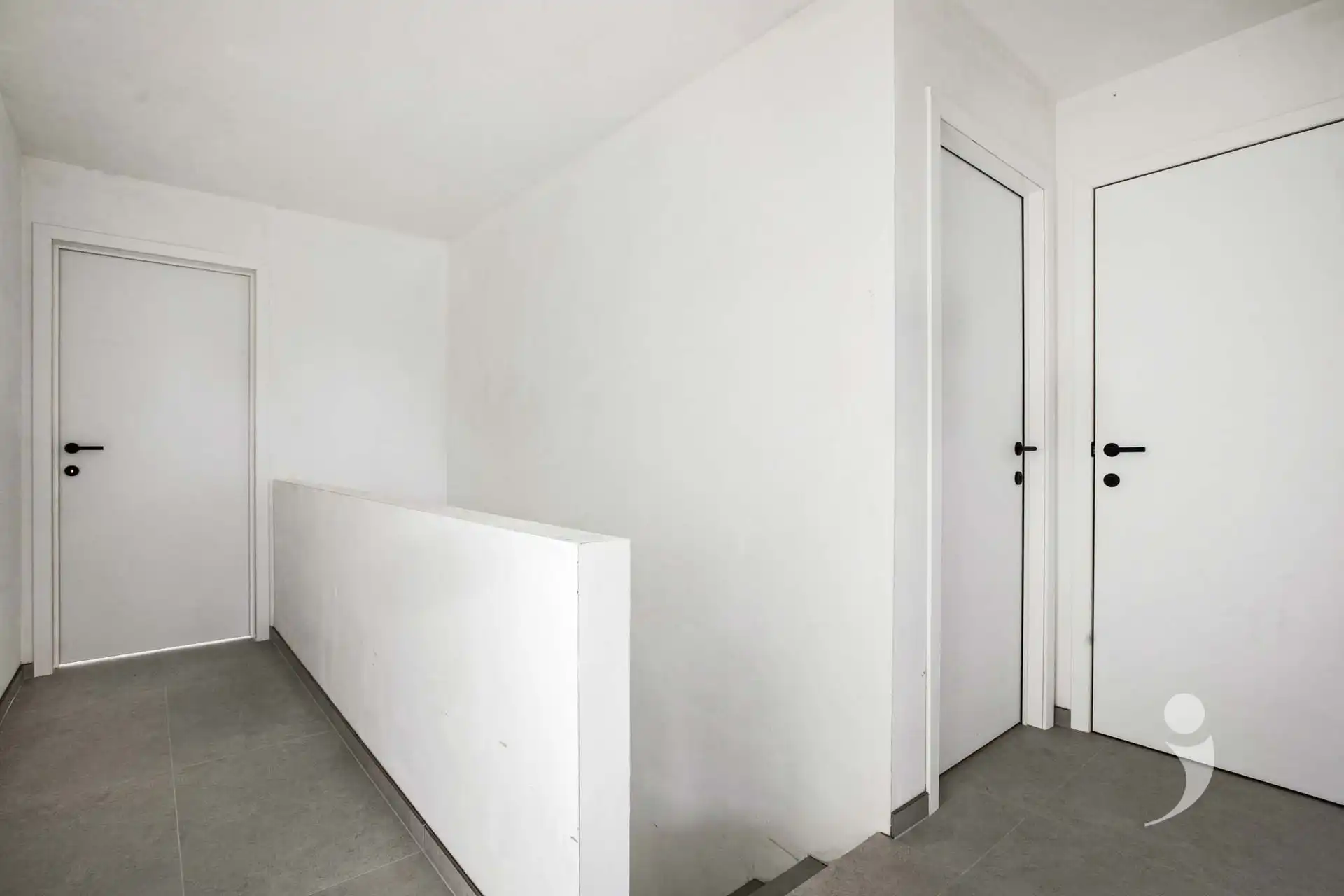 Knappe nieuwbouw woning op een rustige locatie!  foto 11
