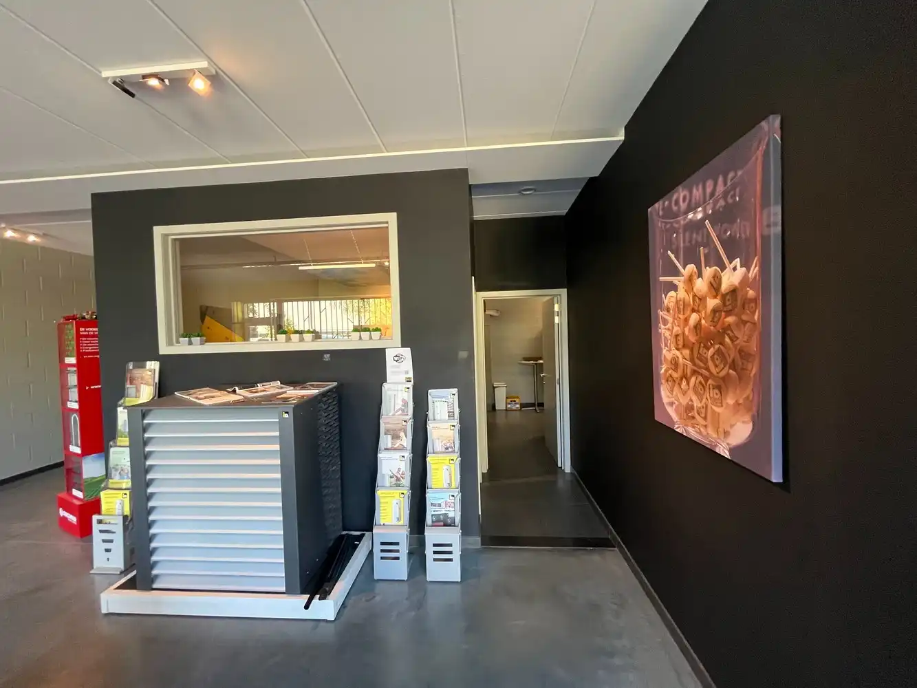 KMO-unit met kantoor foto 9