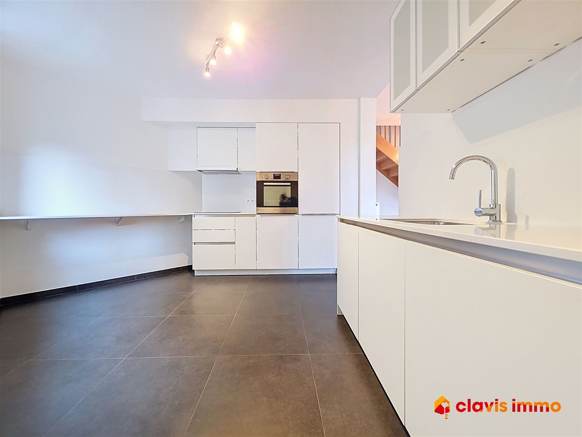 Appartement met 4 slaapkamers foto 2