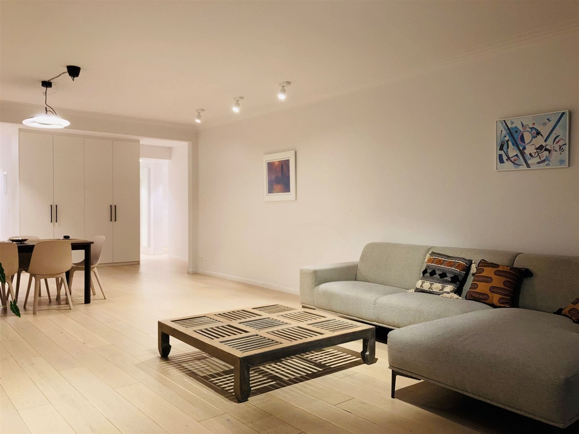 Luxueus 3SK gemeubileerd appartement - Europese wijk foto 8