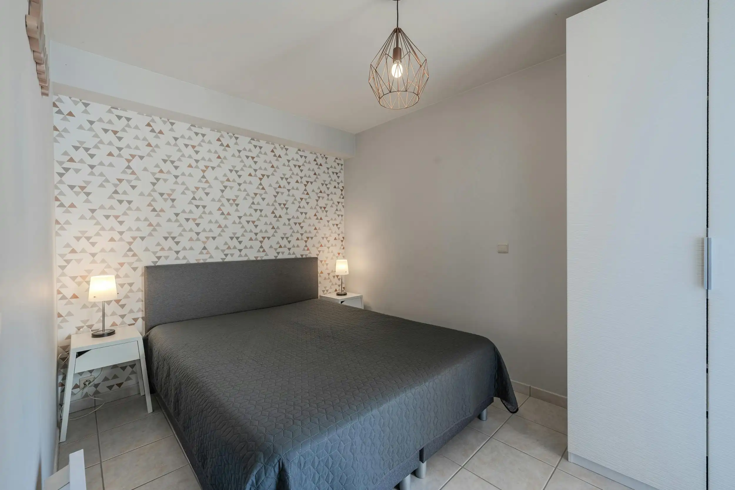 Prachtig appartement met 2 slaapkamers en zijdelings zeezicht !  foto 7