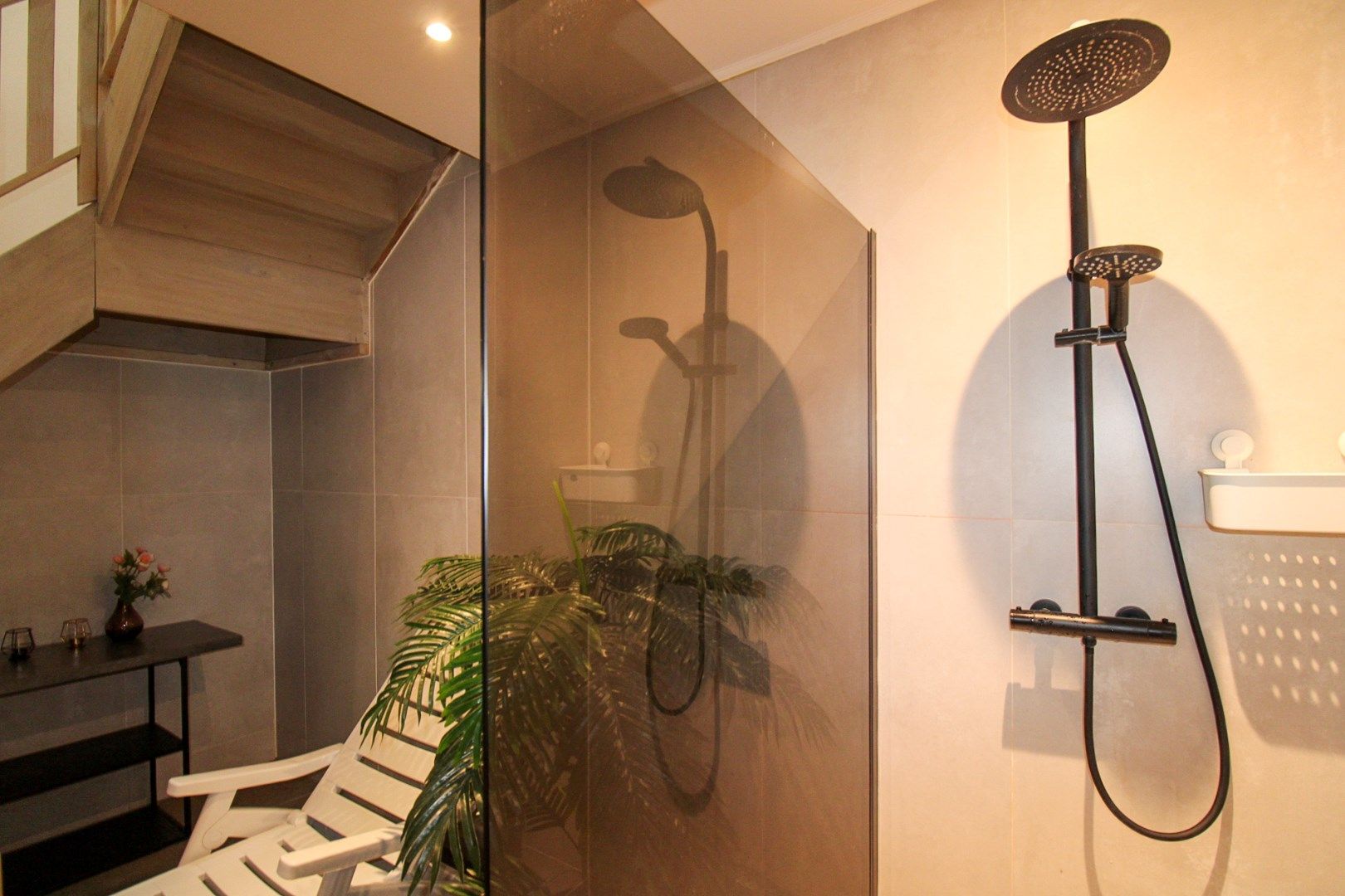 Veelzijdig handelshuis met woonst en luxueuze B&B op toplocatie aan de Markt van Temse! foto 17