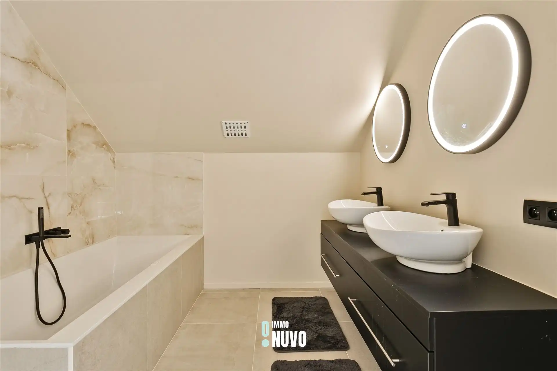 buitengewoon huis foto 19