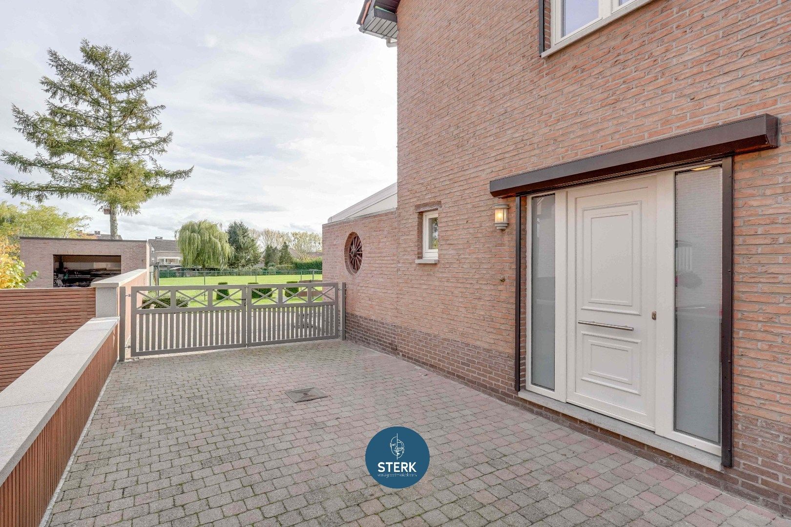 GEZINSWONING MET 236 M² BEWOONBARE OPPERVLAKTE IN HARTJE REKEM !  foto 20