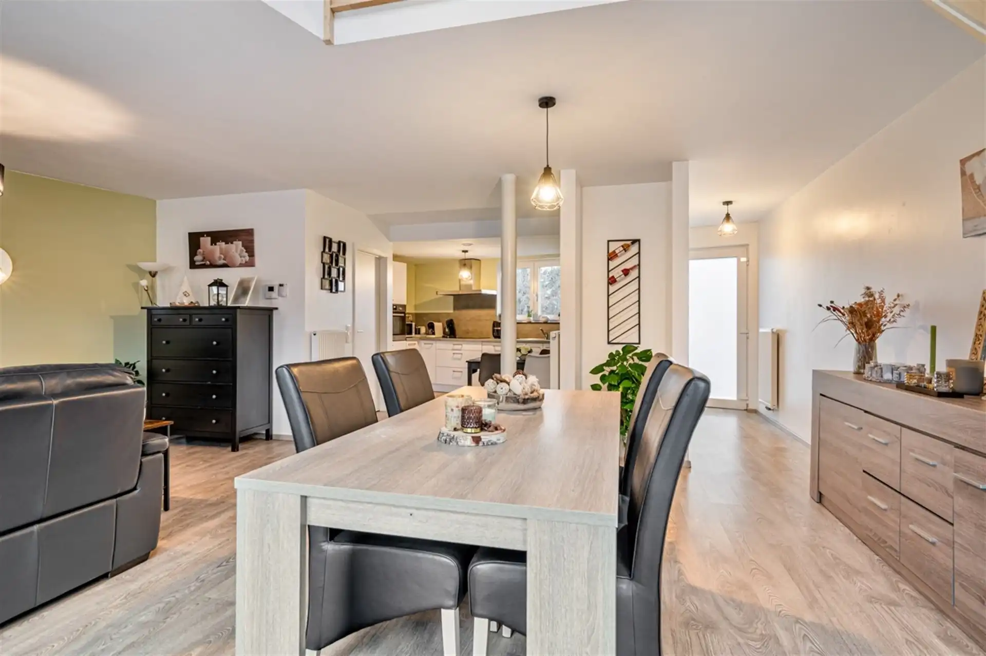 Prachtig duplex appartement in centrum Hofstade foto 6
