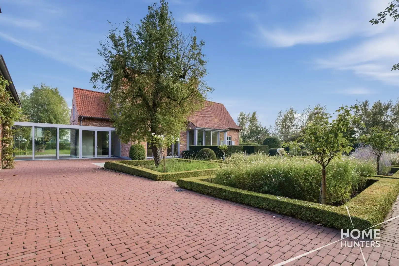 Exclusief luxedomein op 10.000 m² in het landelijke Heuvelland foto 41
