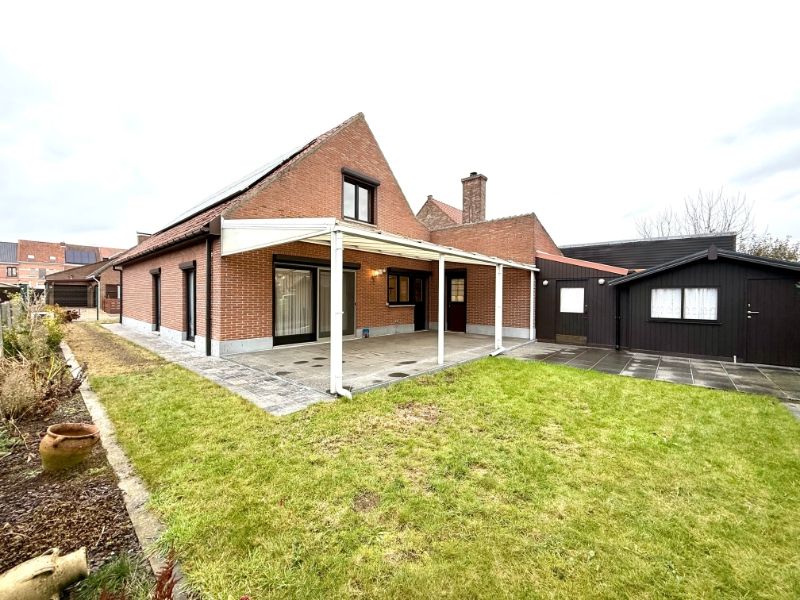 Verzorgde, energetisch gerenoveerde woning in rustige en centrale verkaveling foto 26