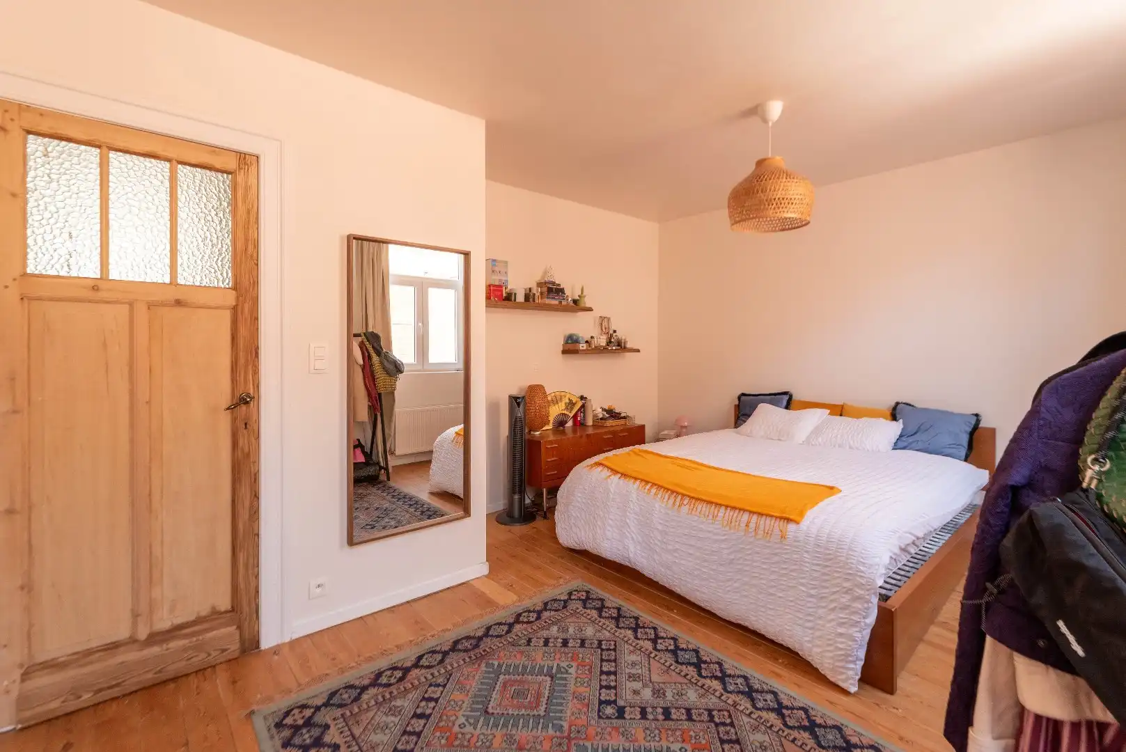 Charmante en veelzijdige woning met studio, 2 slaapkamers foto 13