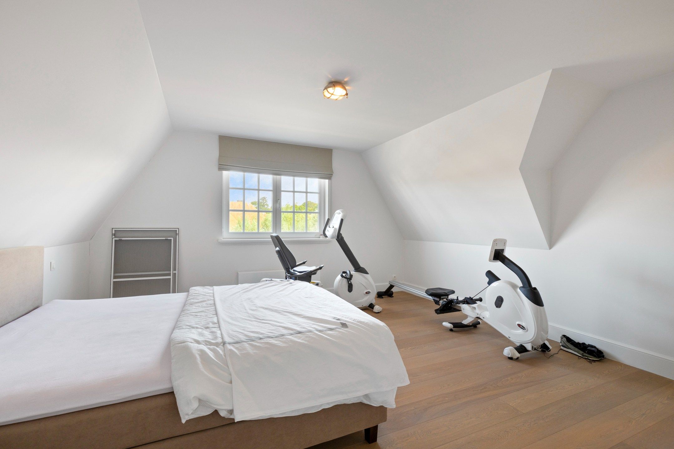 Luxueuze en stijlvolle villa in Engelse Cottage stijl met verwarmd zwembad gelegen in het Zoute. foto 39