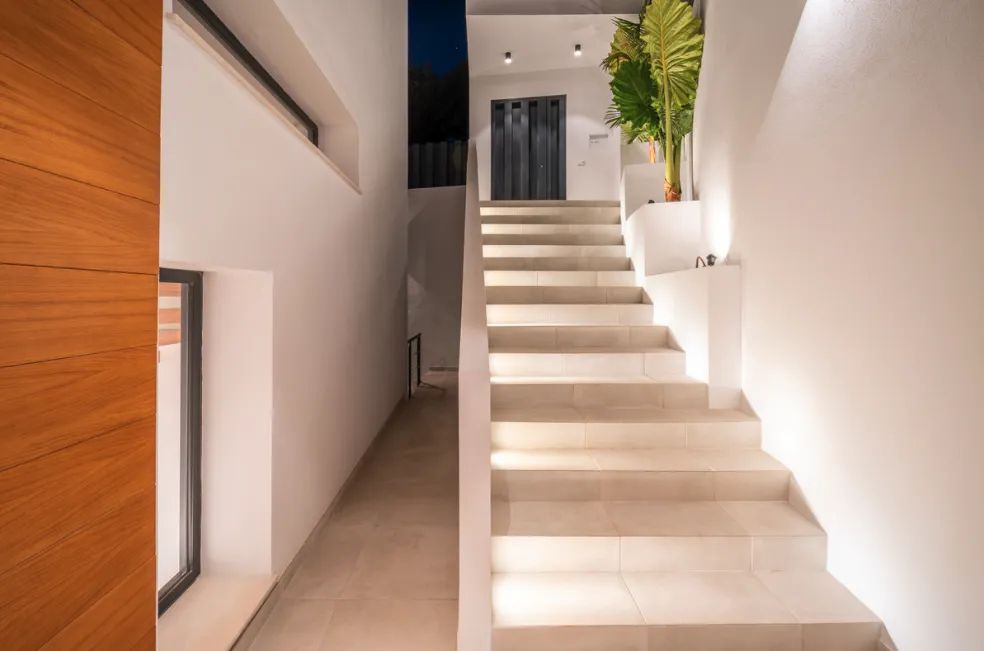 Exclusieve luxe: jouw droomvilla aan de Costa del Sol foto 3