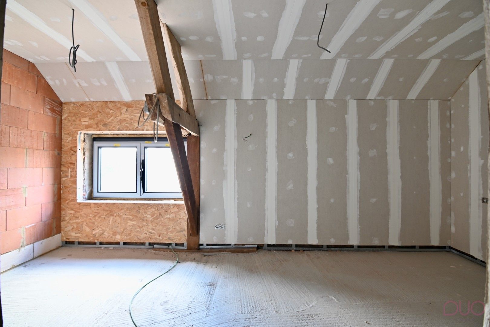 Exclusieve charmante vierkantshoeve in Gingelom met 5 slaapkamers,  drie afzonderlijke vakantiewoningen, grote schuur en achterliggende weide foto 51
