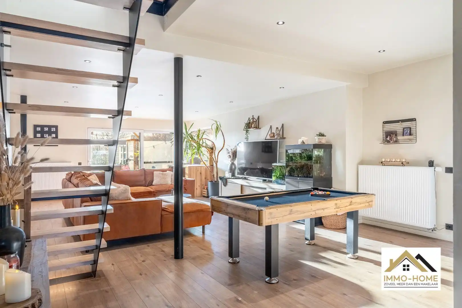 Ruime vrijstaande woning met zwembad en ruime grond op topligging! foto 10