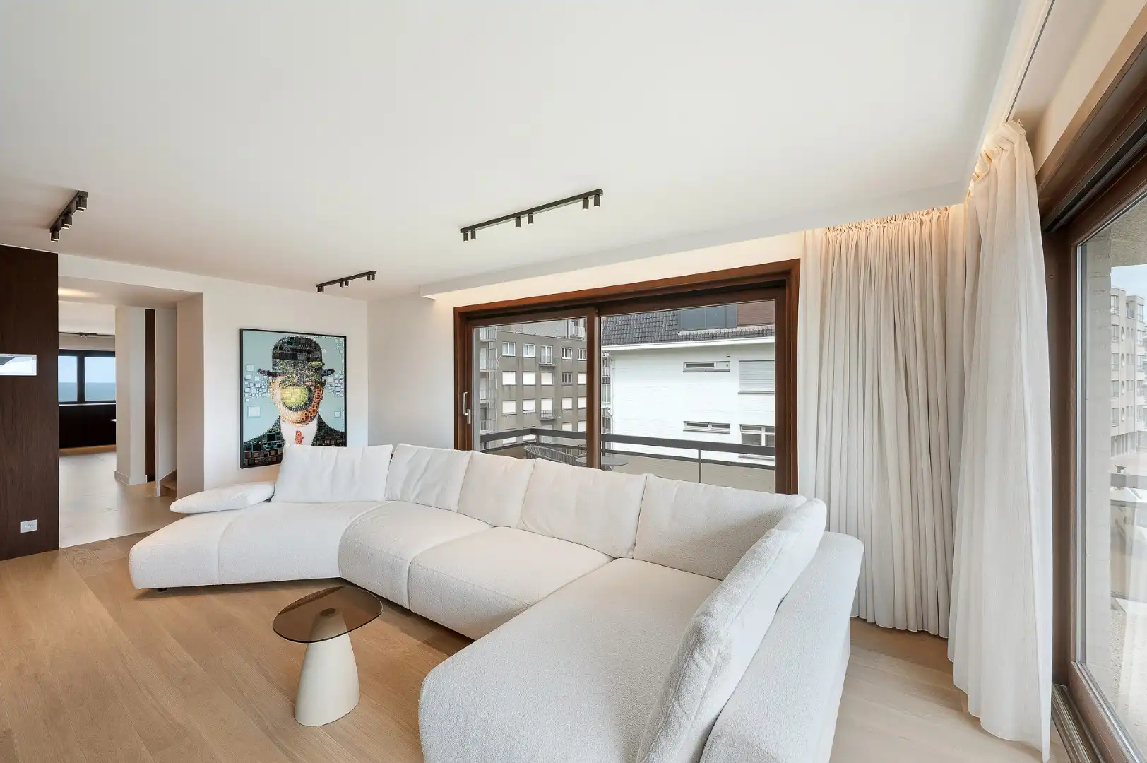Exclusief gerenoveerd duplex-appartement met zonneterras op wandelafstand van het Albertstrand foto 4