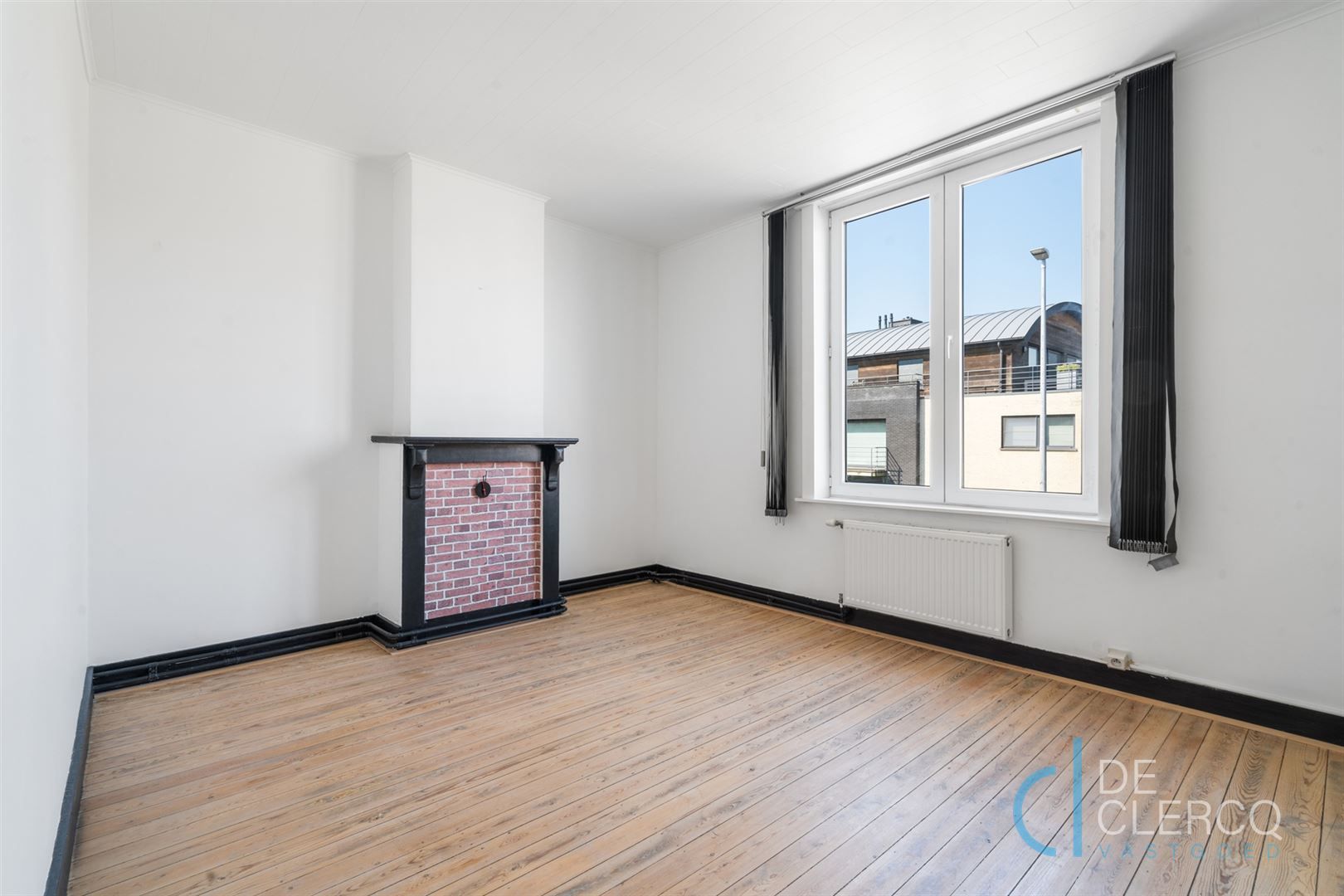 Op te frissen woning te koop in centrum Lochristi!  foto 6