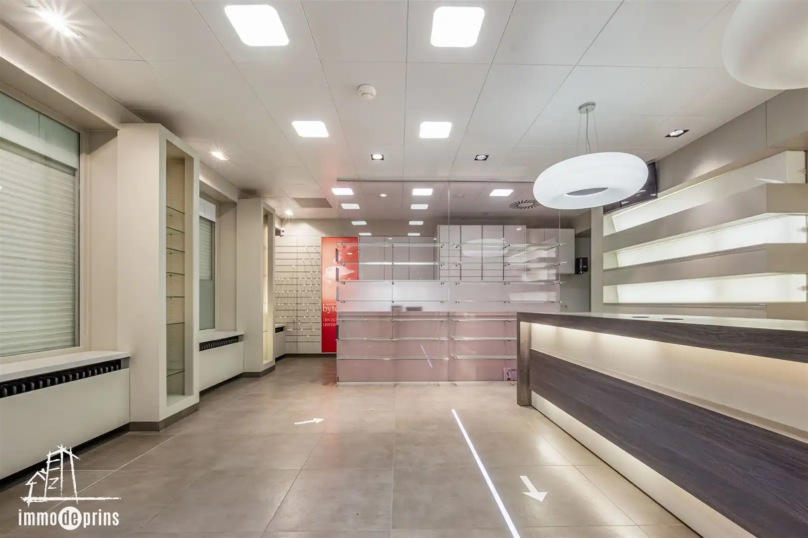 Handelspand met grote burgerwoning foto 23