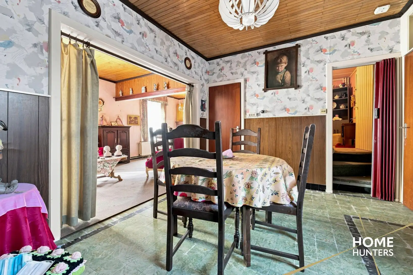Woning met potentieel op meer dan 1.000 m² op rustige ligging te Zarren! foto 3