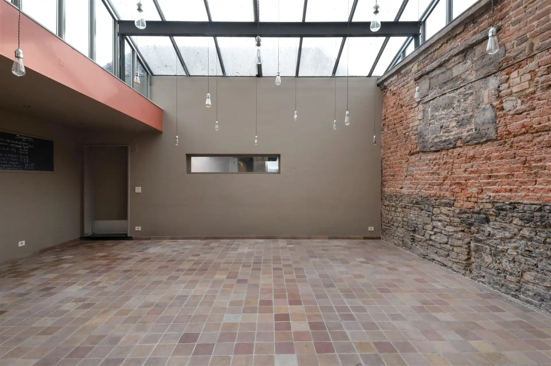 Historisch handelspand op de markt te Oudenaarde foto 9