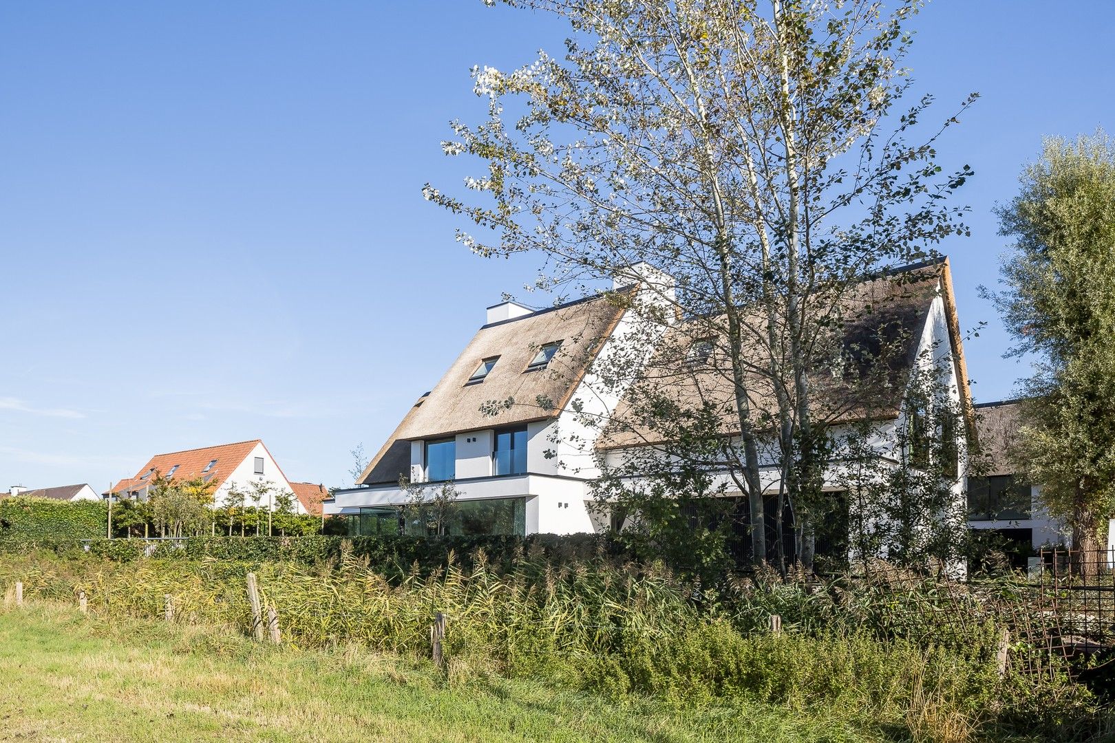 Alleenstaande nieuwbouwvilla op een terrein van 1.194 m2 aan de rand van het Zoute genietend van open zichten foto 46