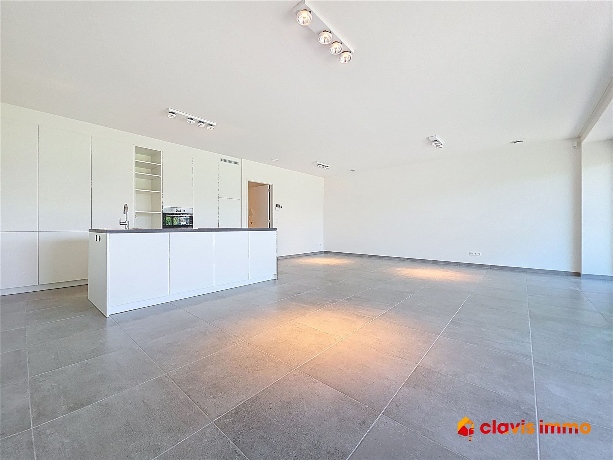 NIEUWBOUWAPPARTEMENT MET TERRAS & PARKING foto 4