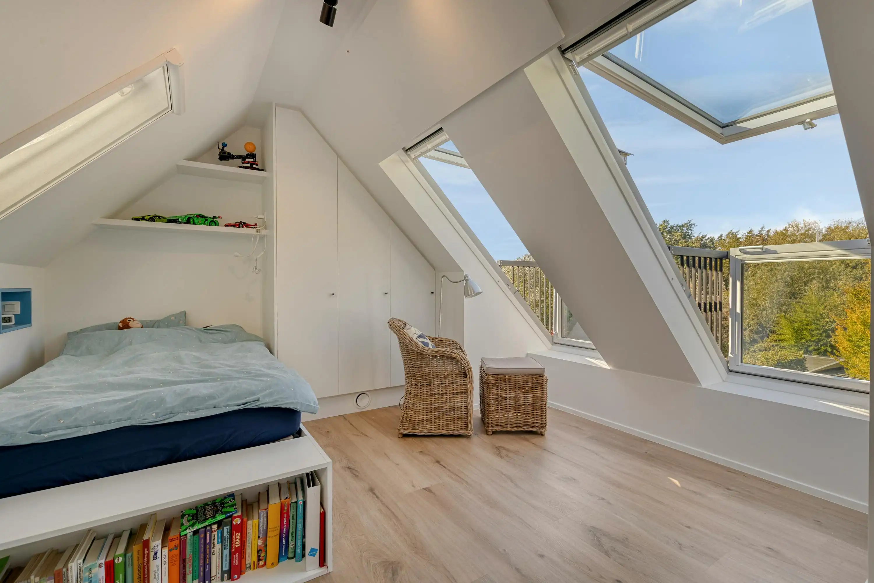 Instapklaar huis met 5 slaapkamers & 2 badkamers in Oostkamp foto 20