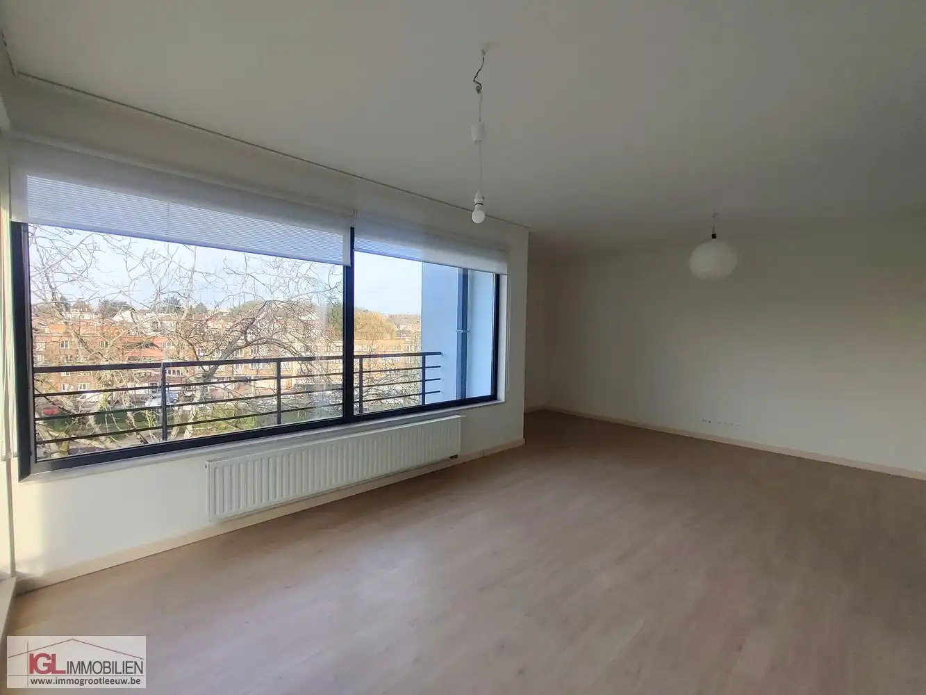 Modern appartement met 3 kamers foto 3