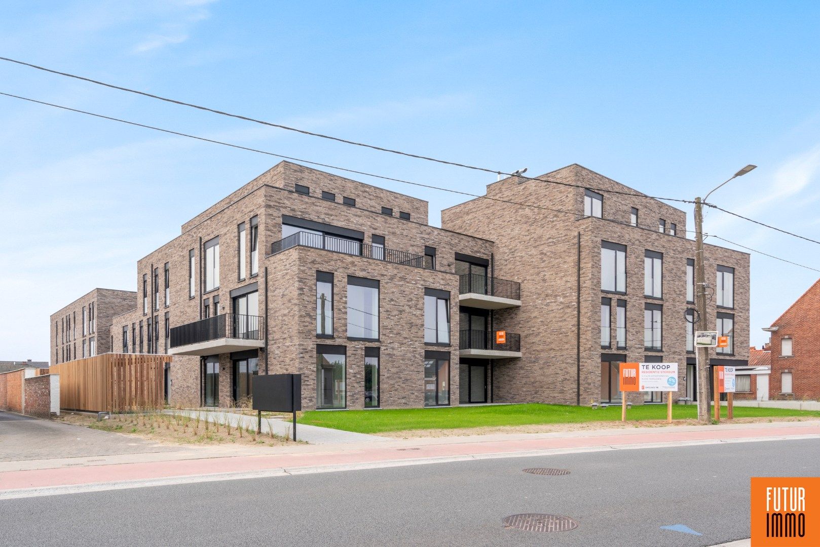 Lichtrijk 2-slpk appartement met ruim terras foto 17