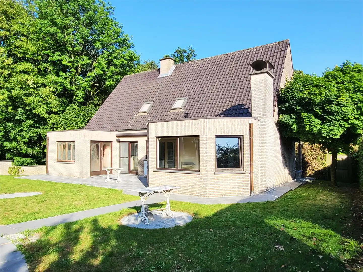 Exclusieve villa in pittoresk Roborst met vrij uitzicht op een bosgebied, zwembad en 4 garages. foto 11