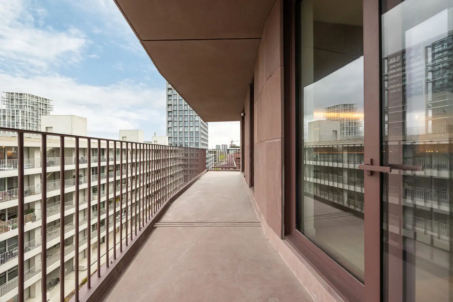 Luxe-appartement met frontaal Scheldezicht met heerlijk terras (30m²) op Nieuw Zuid incl kelderberging - optionele ondergrondse parking beschikbaar foto 22