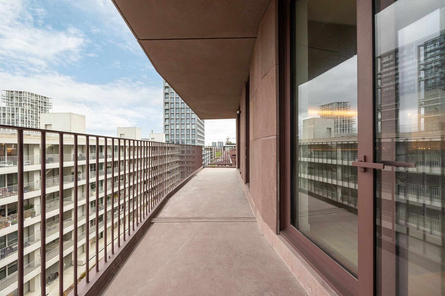 Luxe-appartement met frontaal Scheldezicht met heerlijk terras (30m²) op Nieuw Zuid incl kelderberging - optionele ondergrondse parking beschikbaar foto 22