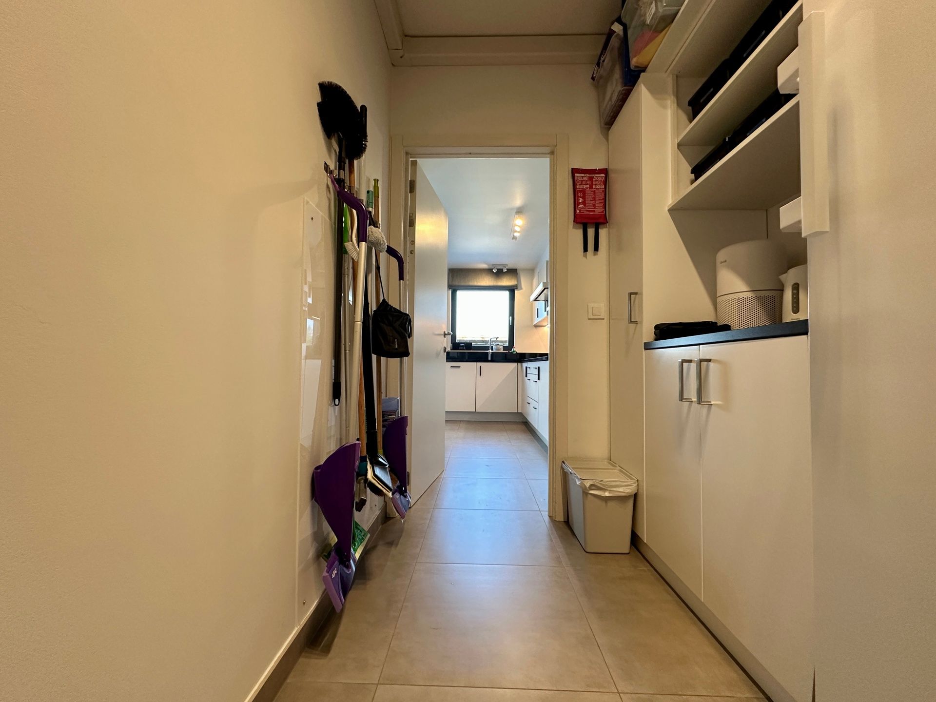 Vernieuwd gelijkvloers appartement met 2 slpk foto 10