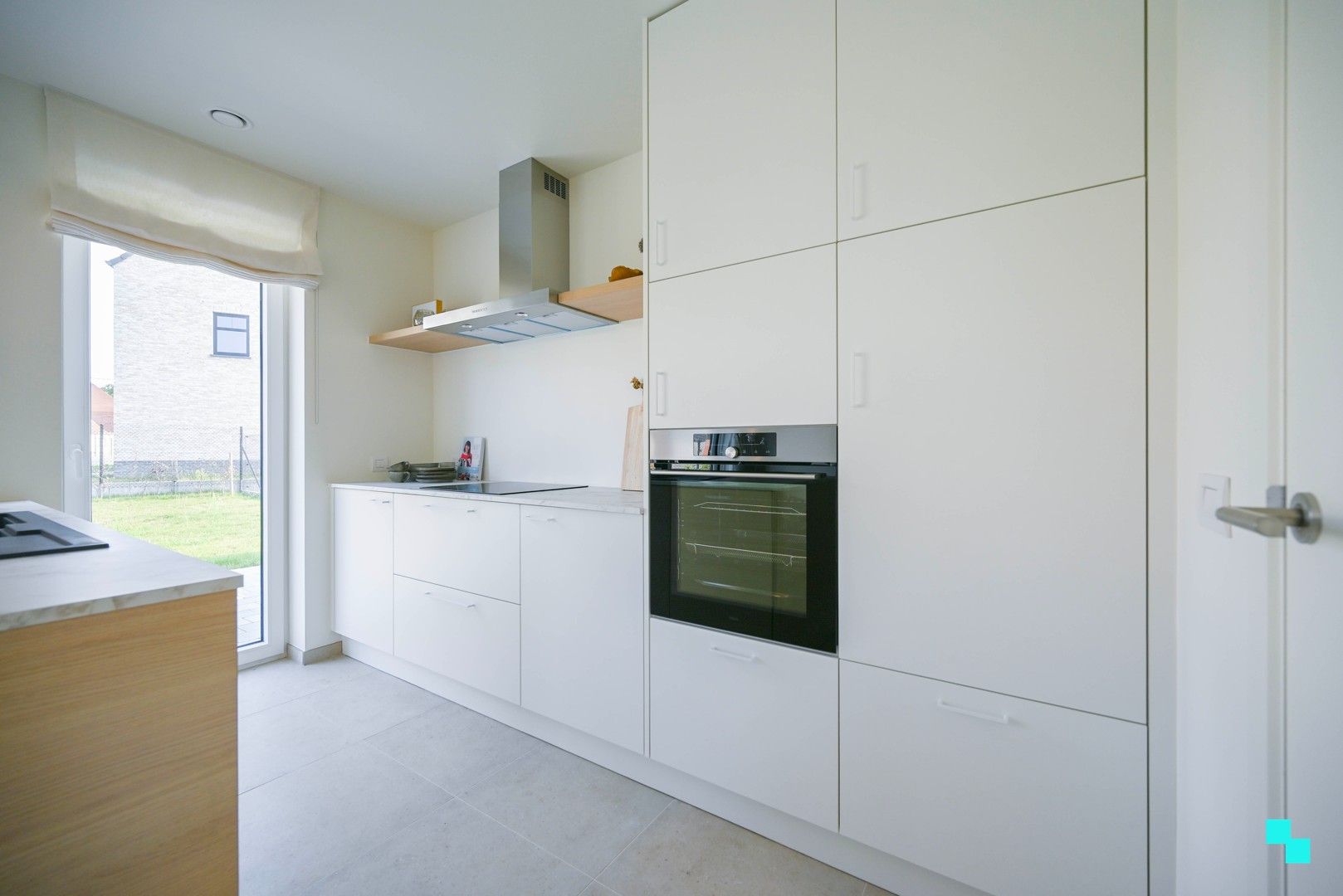 Ruime nieuwbouwwoning vlakbij het centrum van Wielsbeke foto 8