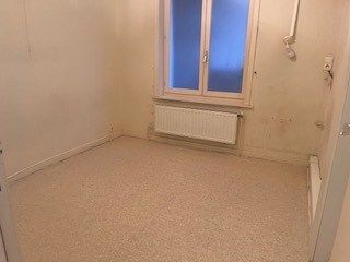 NIEUWE PRIJS!  Zeer ruim drieslaapkamer-appartement op de ZEEDIJK met prachtig zeezicht! Voorgevel werd  volledig vernieuwd.  foto 5